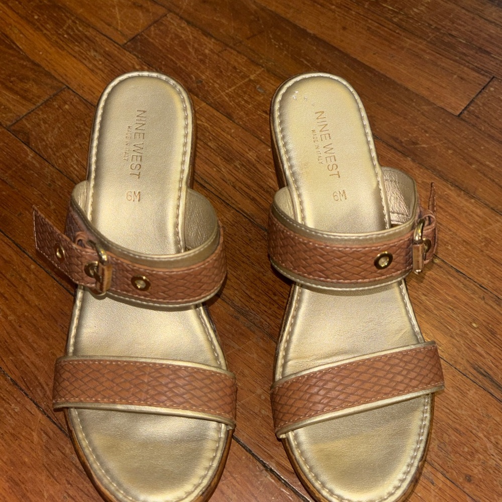 Nine West Tan and Gold Buckle Sandals